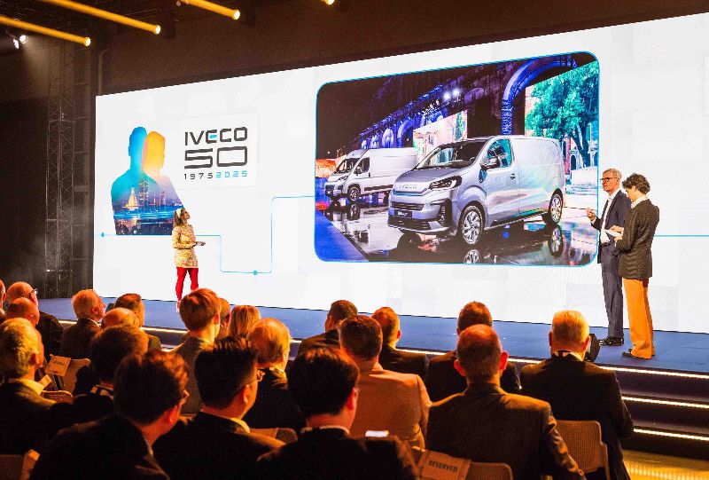News IVECO completa la sua offerta elettrica di veicoli commerciali leggeri con i nuovi eJolly ed eSuperJolly: l’asso nella manica per le missioni urbane - AUTO INDUSTRIALE BERGAMASCA