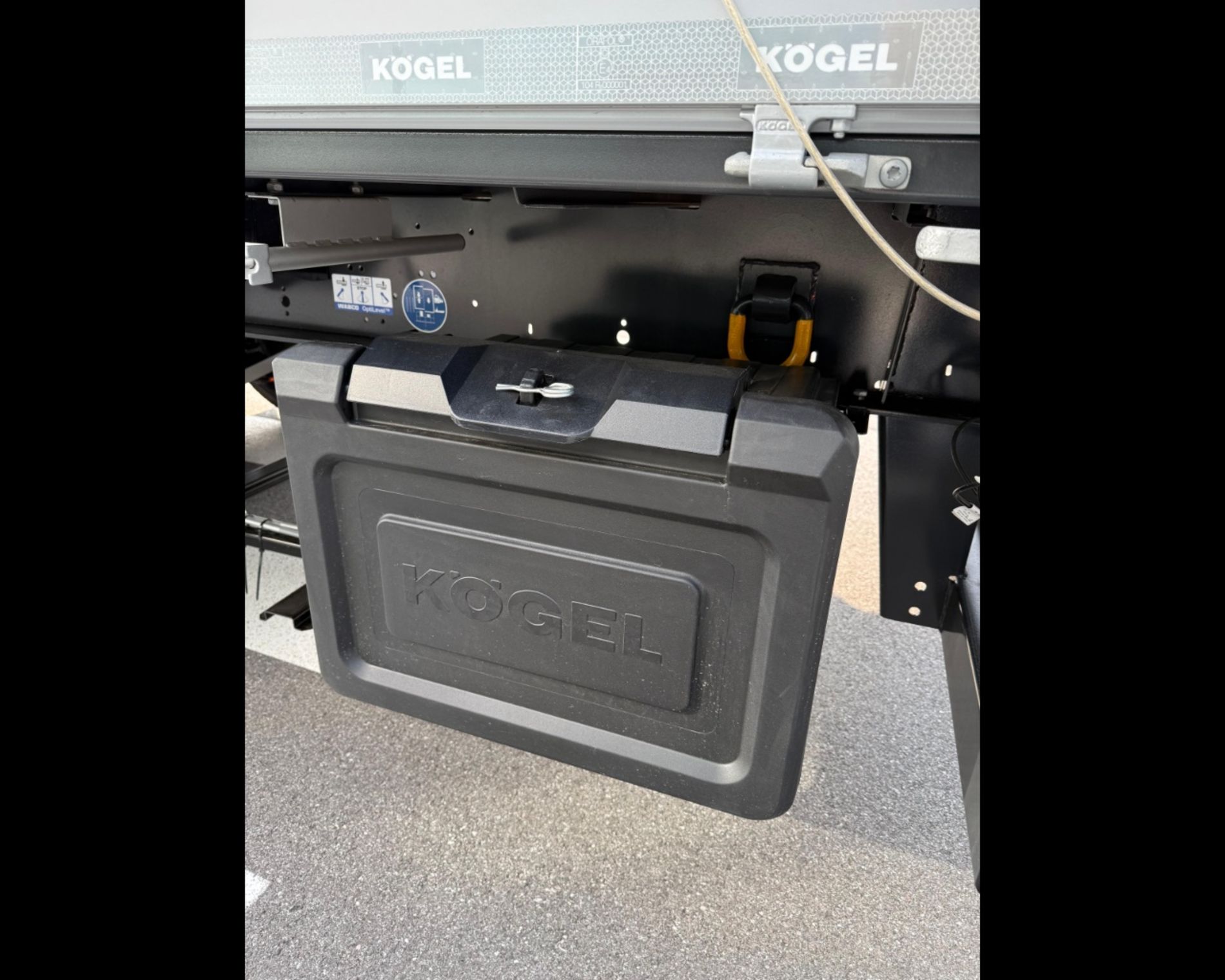 Altri marchi KOEGEL S24-1 CARGO - SEMIRIMORCHIO CENTINATO CON SPONDE - AUTO INDUSTRIALE BERGAMASCA