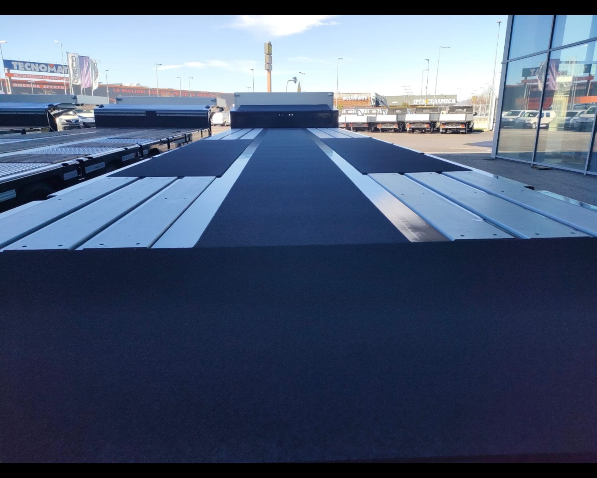 Altri marchi SEMIRIMORCHIO BERTOJA A TRE ASSI - AUTO INDUSTRIALE BERGAMASCA