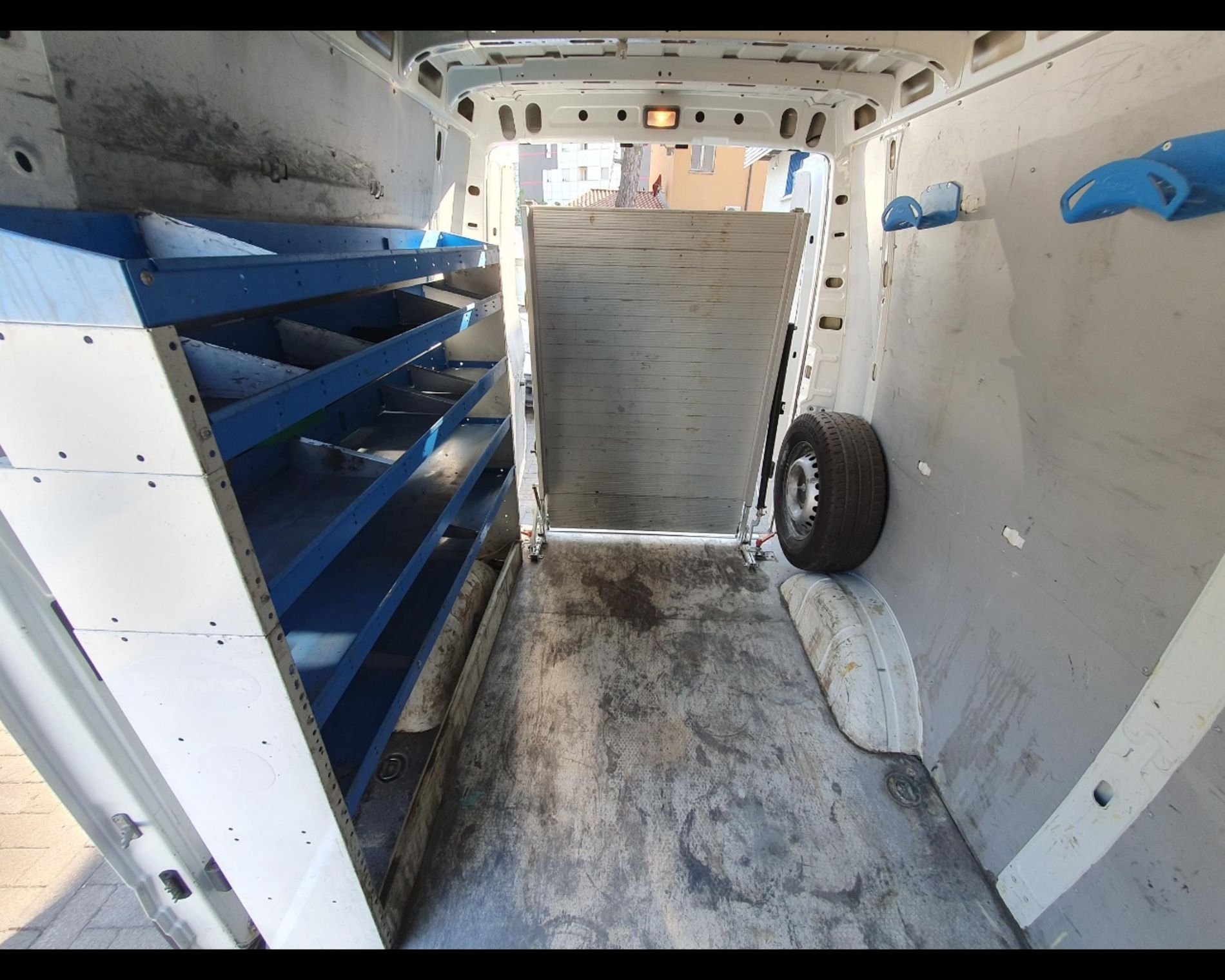 IVECO IVECO DAILY VAN L2H2 CON SPONDA - AUTO INDUSTRIALE BERGAMASCA