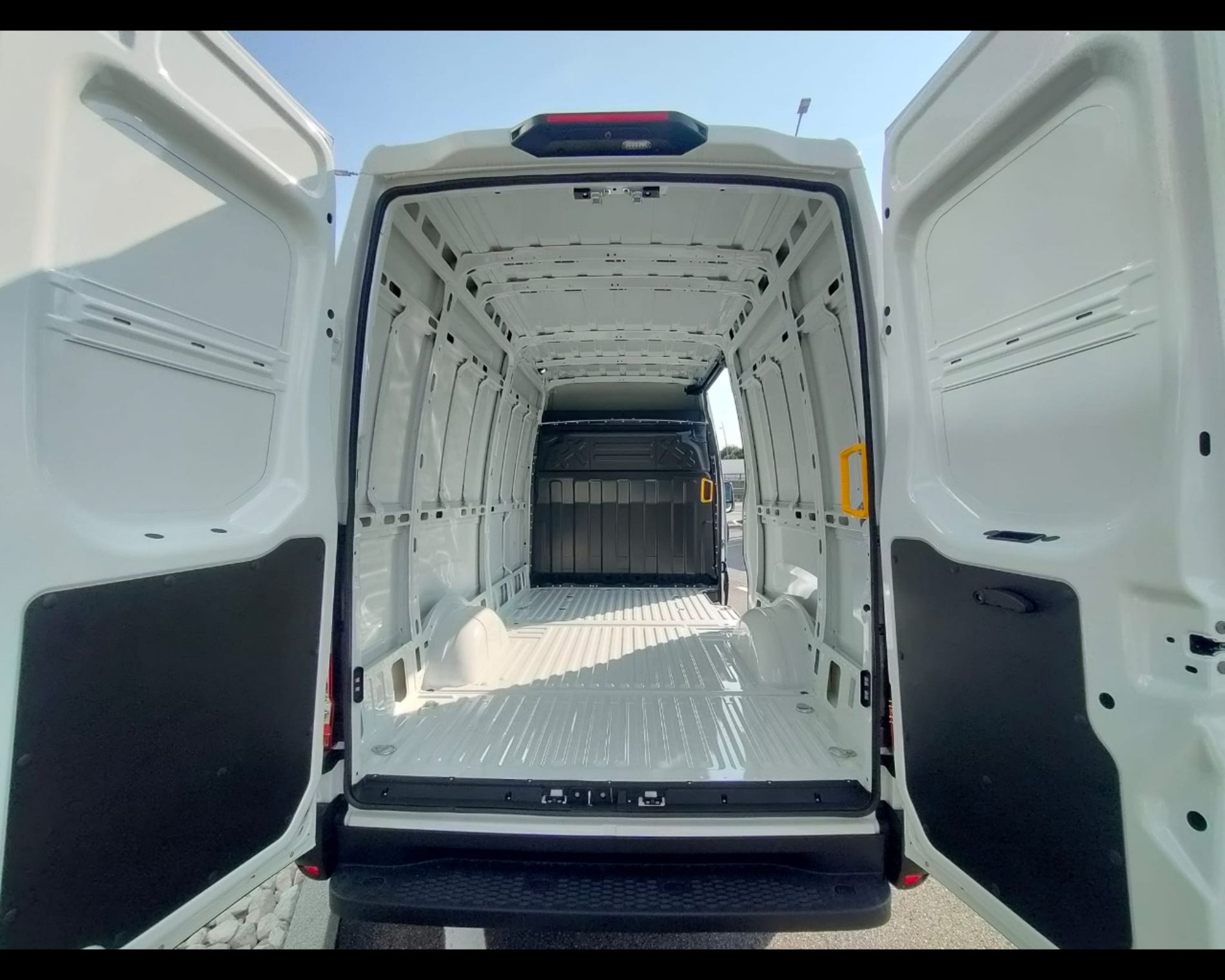 IVECO 35S14E V - AUTO INDUSTRIALE BERGAMASCA