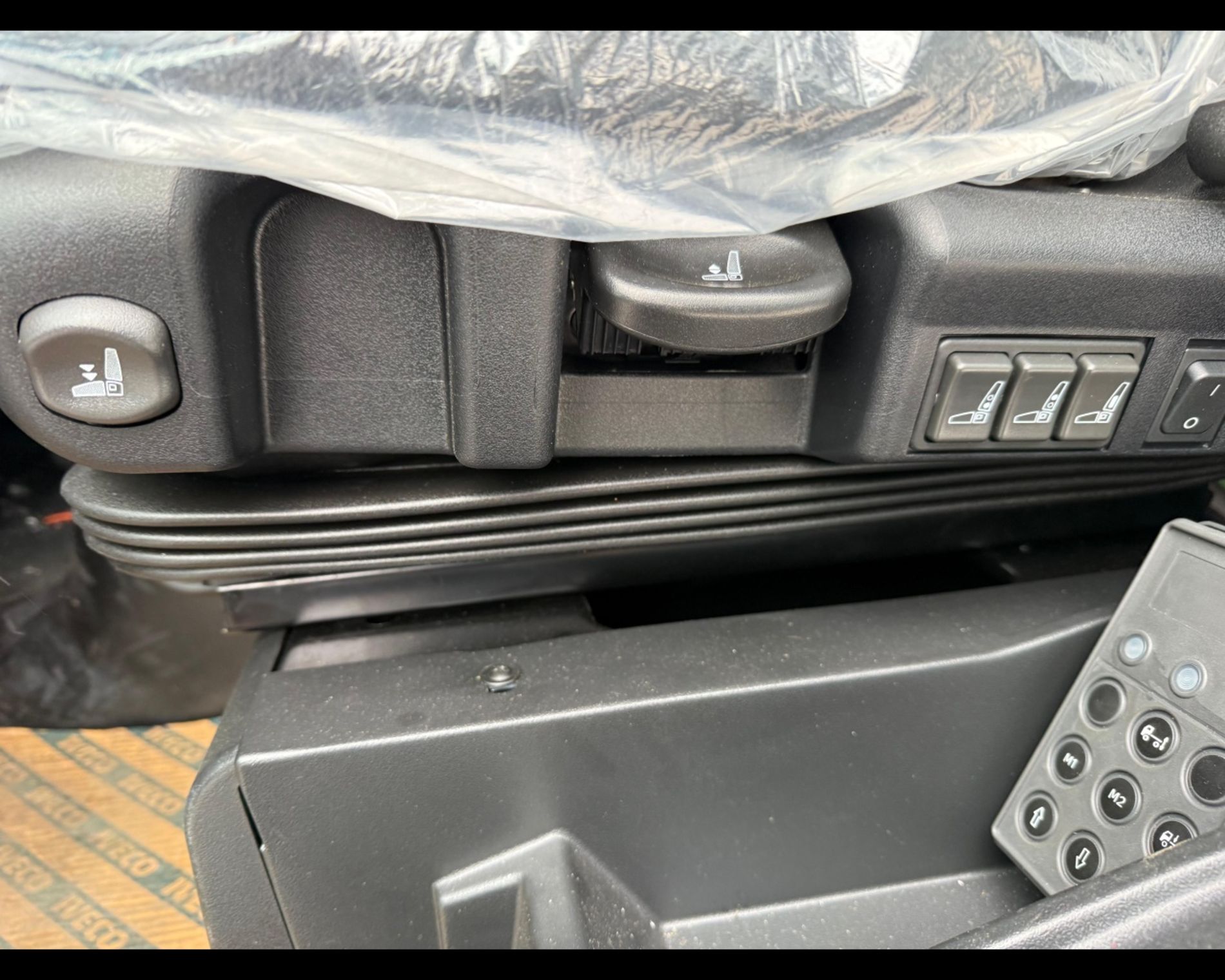 IVECO ML140E25P CAB. CC TB P.3690 6M E6E MY15 - AUTO INDUSTRIALE BERGAMASCA