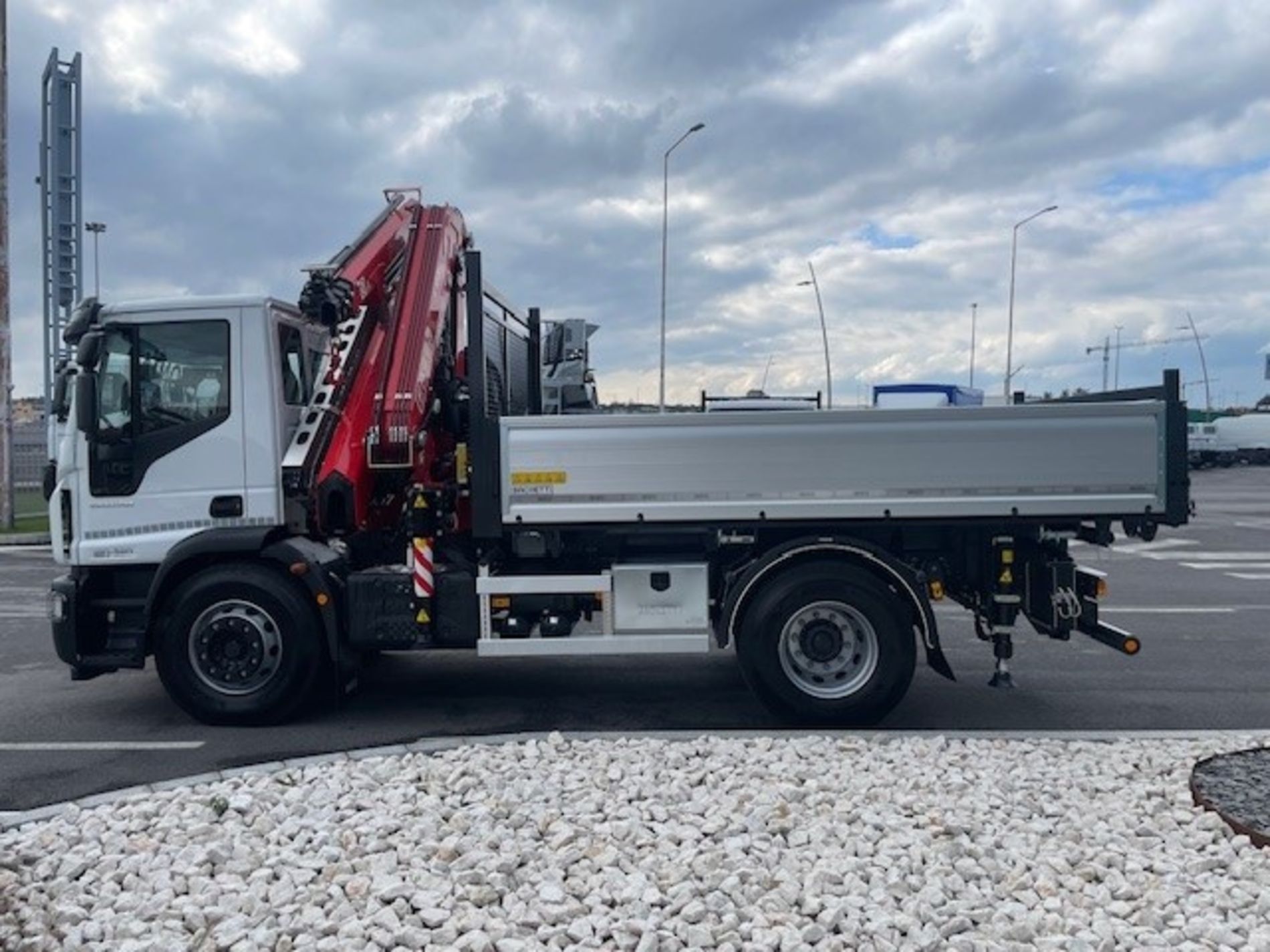 IVECO ML180E32K CAB. CC TB P.3690 9M E6E MY15 - AUTO INDUSTRIALE BERGAMASCA