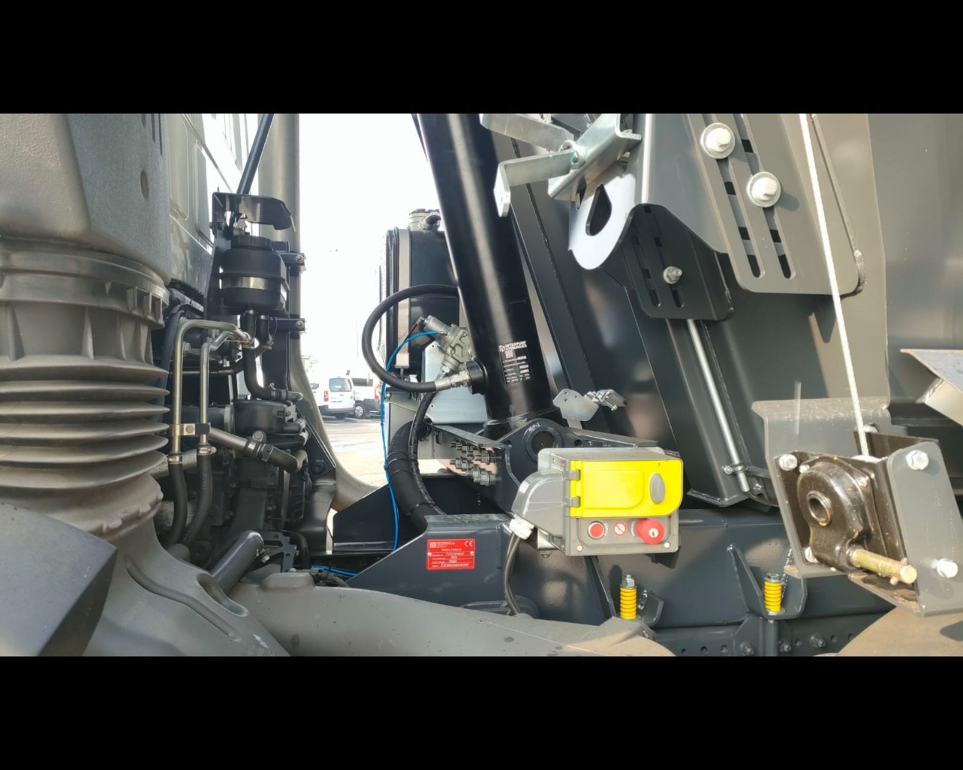 IVECO AD410T41 - AUTO INDUSTRIALE BERGAMASCA