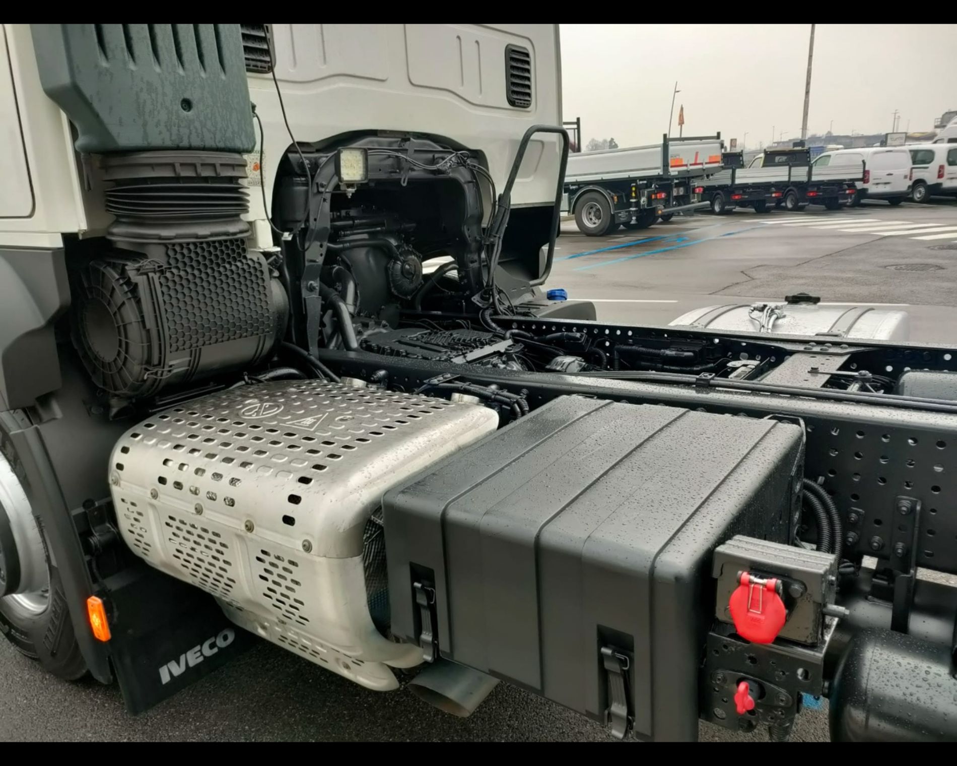 IVECO S-WAY AT 480CV TELAIO 3ASSI  - AUTO INDUSTRIALE BERGAMASCA