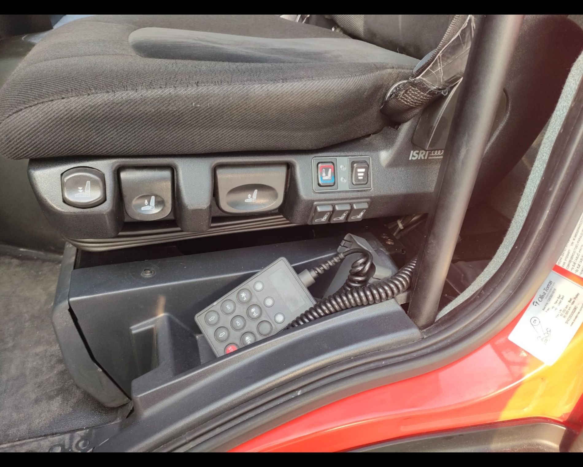 IVECO Stralis Hi Street 260 S31Y/PS - PIANALE CON RAMPE DI CARICO - AUTO INDUSTRIALE BERGAMASCA