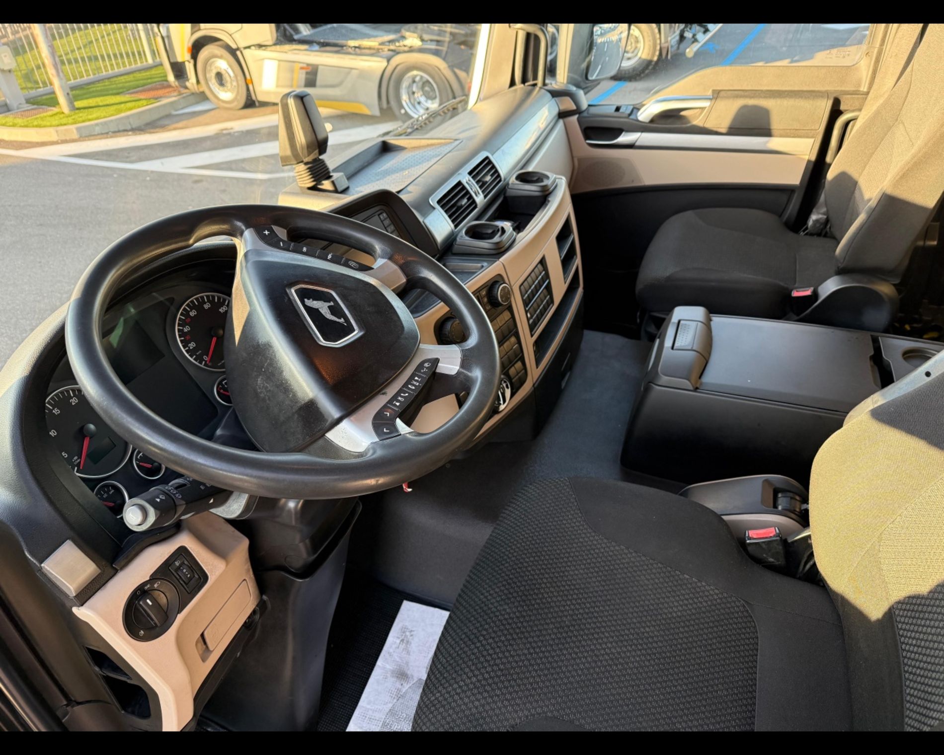 MAN MAN TGS 460CV 3 ASSI GANCIO SCARRABILE - AUTO INDUSTRIALE BERGAMASCA