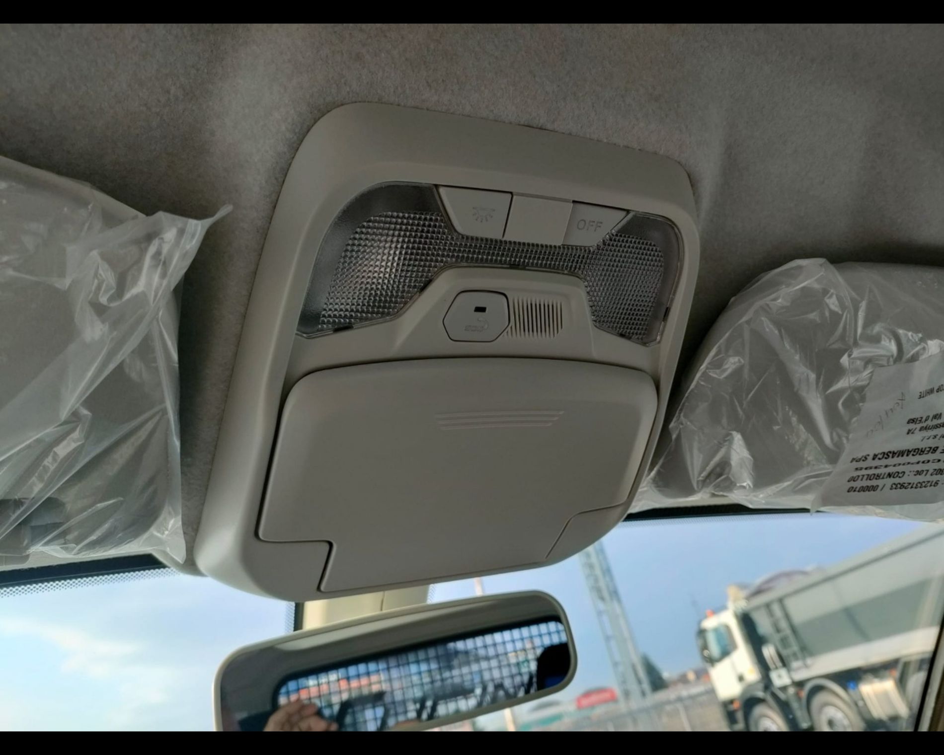 PIAGGIO NP6 TWB CHASS 300 SR LPG TOP WHITE - AUTO INDUSTRIALE BERGAMASCA