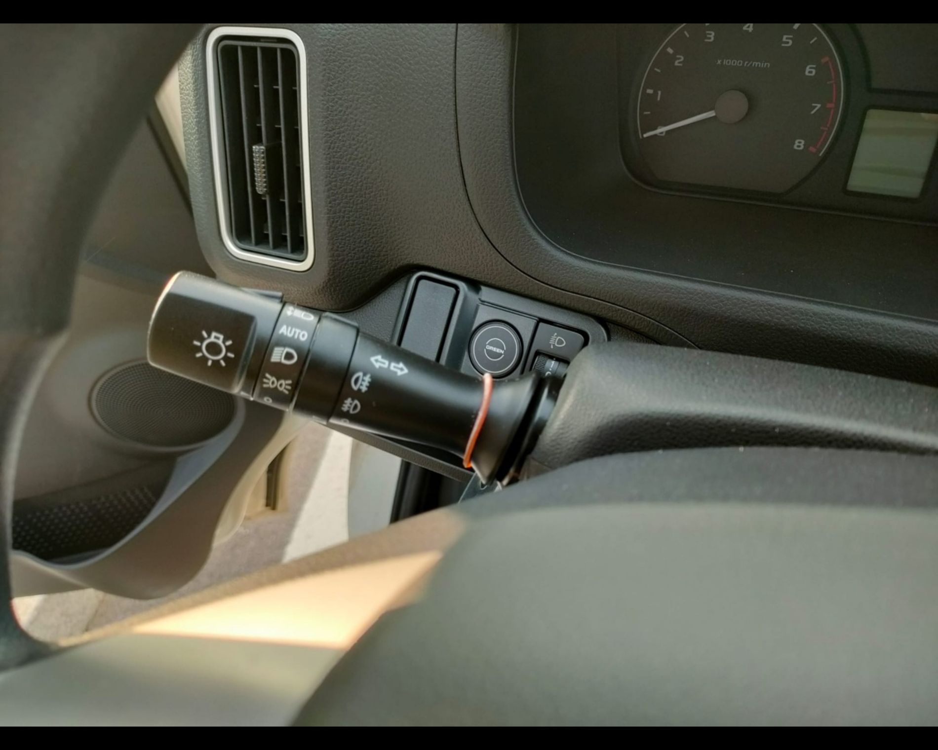 PIAGGIO NP6 TWB CHASS 300 SR LPG TOP WHITE - AUTO INDUSTRIALE BERGAMASCA